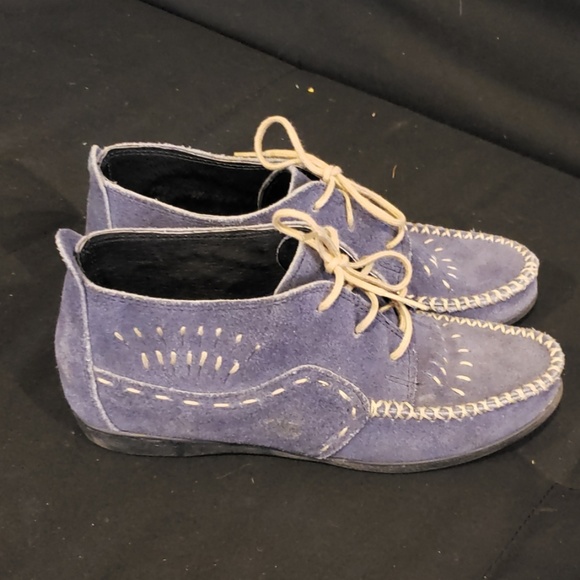 Minnetonka blue ankle moccasins - Picture 4 of 7